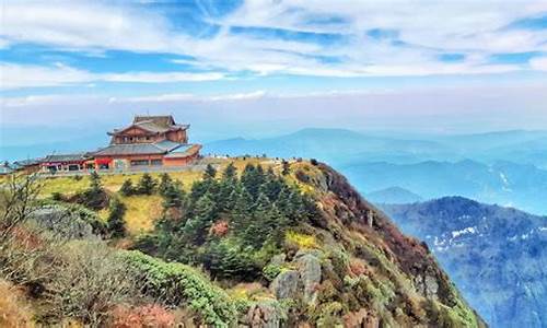 5月峨眉山旅游攻略_峨眉山5月风景_2