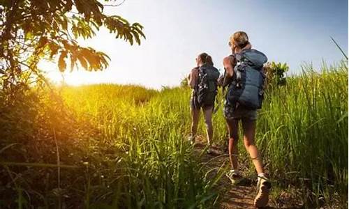 自由行和定制游的区别在哪里_自由行和定制旅游的区别