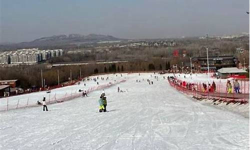 青州滑雪场开放时间_青州滑雪场