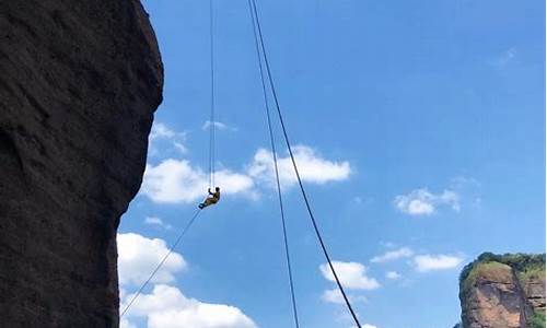 上饶龙虎山旅游攻略详解_上饶龙虎山风景区